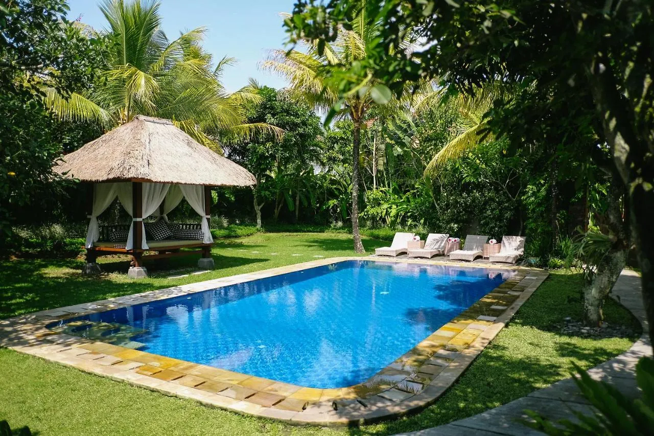 Sativa Villas Ubud With Private Pool Indonézia