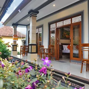  Privatunterkunft Dunung Sari